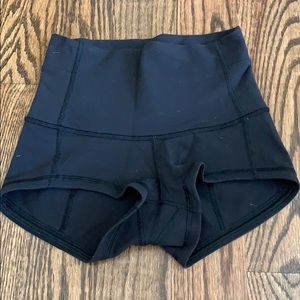 Lululemon boogie Shorts